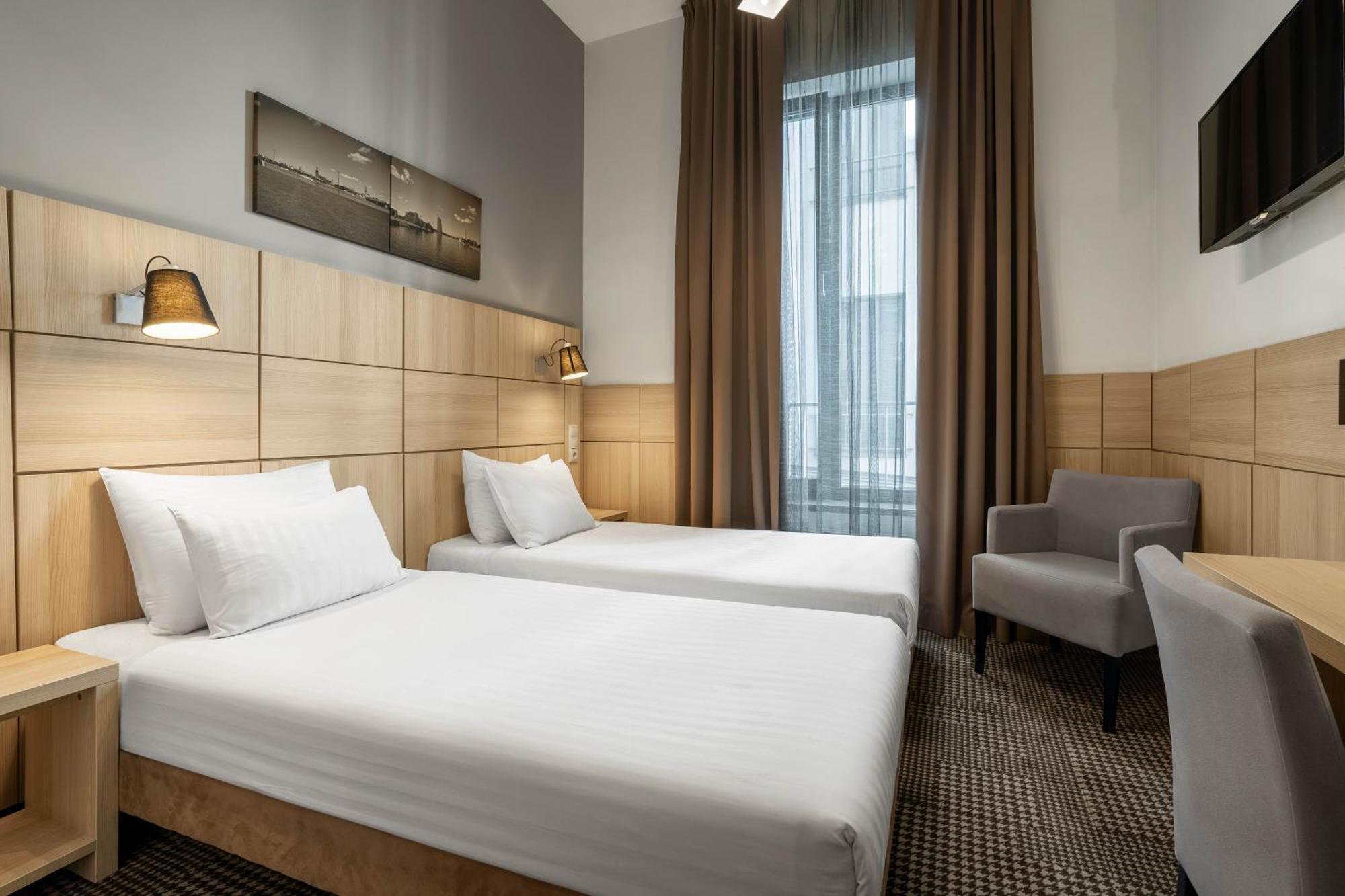 Wellton Centrum Hotel & Spa Riga Exterior photo