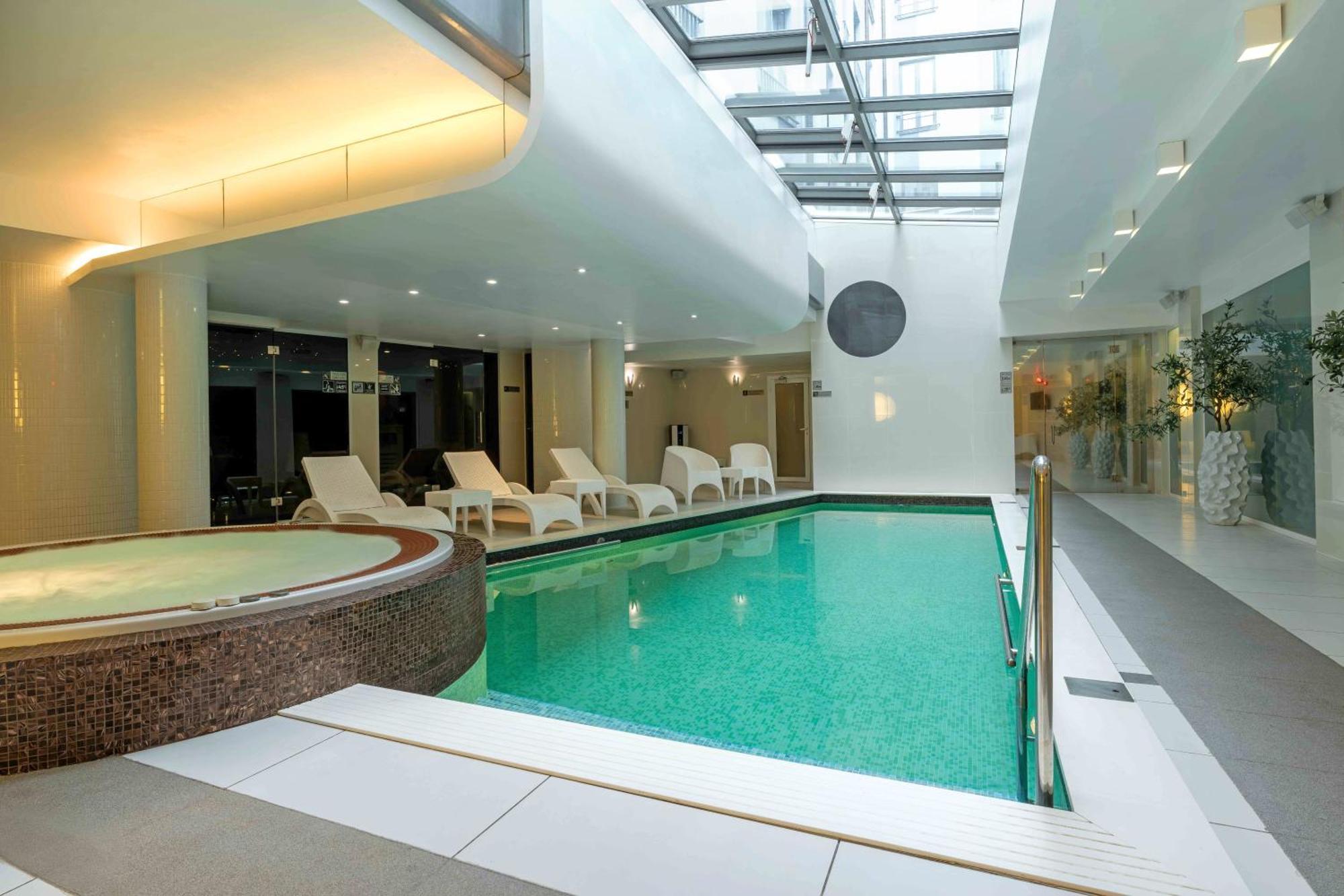 Wellton Centrum Hotel & Spa Riga Exterior photo